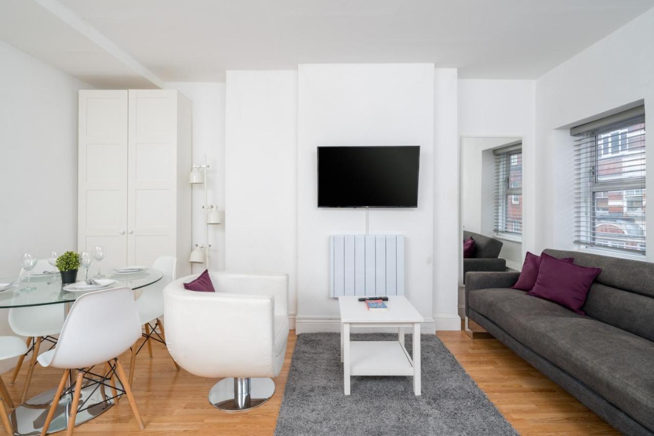Soho & Covent Garden Apartment, Sleeps 3 London Bagian luar foto